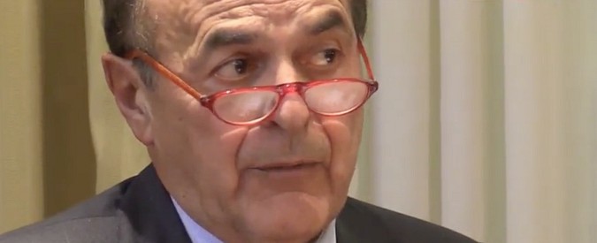 Copertina di Pd-Mdp, Bersani: “Chiusura su articolo 18 è la pietra tombale al dialogo. Io voglio una prospettiva di centrosinistra”