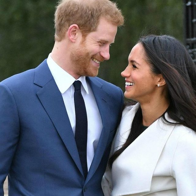 Il principe Harry e la divorziata Meghan promessi sposi, al dito di lei i diamanti di Diana