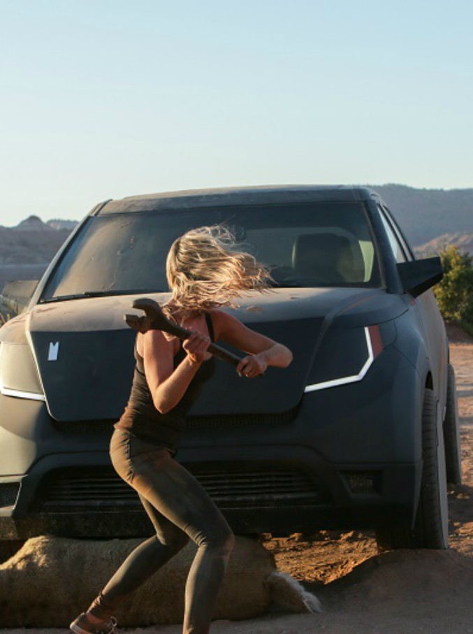 Copertina di Monolith, su Sky-cinema il thriller diretto da Ivan Silvestrini con Katrina Bowden