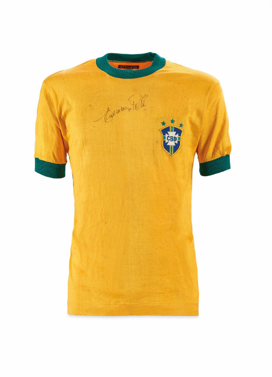 “Football memorabilia”: l’asta dei cimeli del pallone
