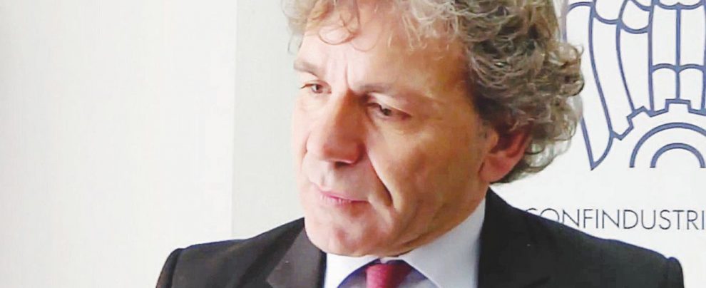 Il presidente dei costruttori pugliesi, Gerardo Biancofiore Puglia, tangente nei biscotti. Capo dei costruttori arrestato