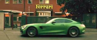 Copertina di Mercedes Vs Ferrari, dopo la vittoria in F1 il video-sfottò viaggia sui social – VIDEO