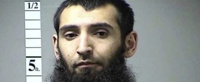 Attentato New York, lo jihadista venuto dall’Uzbekistan: dalla Green Card al pick up affittato giurando fedeltà all’Isis