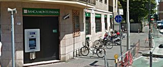 Parma, i ladri entrano dalle fogne e svaligiano il caveau di una banca. Bottino di oltre 100mila euro