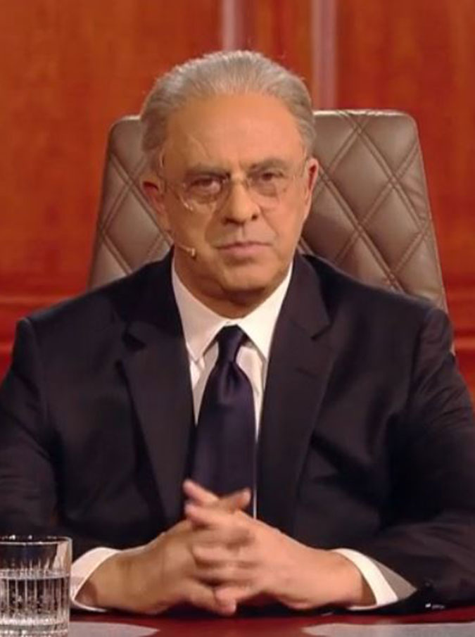 Copertina di Crozza-De Luca: “Il mio sangue sarà in un’ampolla che tutti potranno baciare. Tranne quell’inutile cercopiteco di Giggino Di Maio”