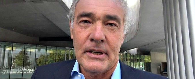 Copertina di La7, Giletti torna con “Non è l’Arena” e si commuove. E attacca la Rai: “C’era chi non voleva farmi parlare”