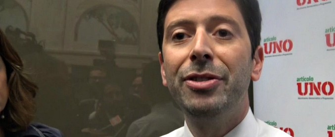 Copertina di Pd-Mdp, Speranza: “Copiare Berlusconi sulle alleanze? Io non vado in giro a dire viva il Jobs act”