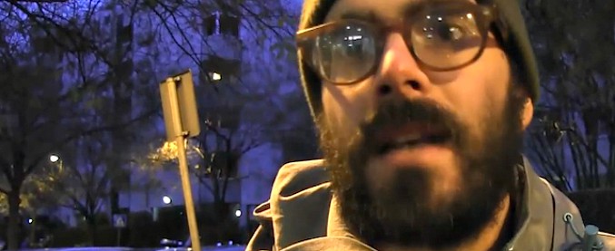 Copertina di Deliveroo, il fattorino è un dottorando: “Sotto tirannia dell’algoritmo”. La replica: “Nostri rider soddisfatti”