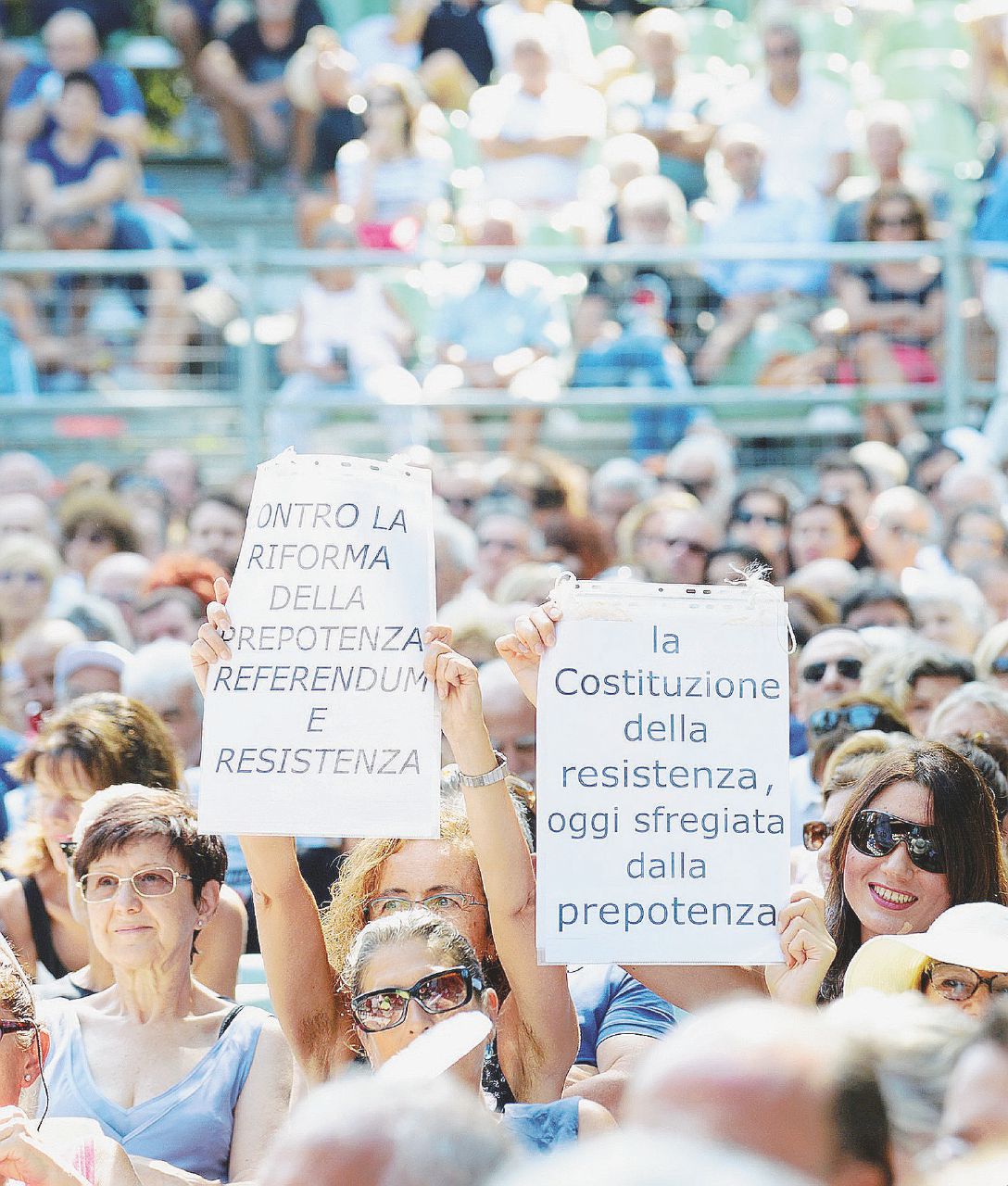 Alla festa del “Fatto” - Un momento della festa del nostro giornale al Parco della Versiliana nel settembre del 2016 - SintesiVisiva Una delle nostre migliori giornate