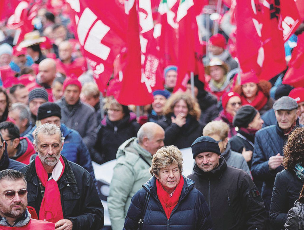Pensioni, giovani e lavoro. Cosa chiede la piazza Cgil Pensioni, giovani e lavoro. Cosa chiede la piazza Cgil