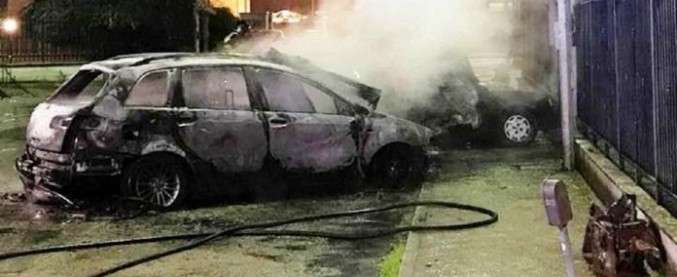 San Ferdinando di Puglia: in fiamme l’auto del sindaco. Incendio doloso, sconosciuti i motivi del gesto