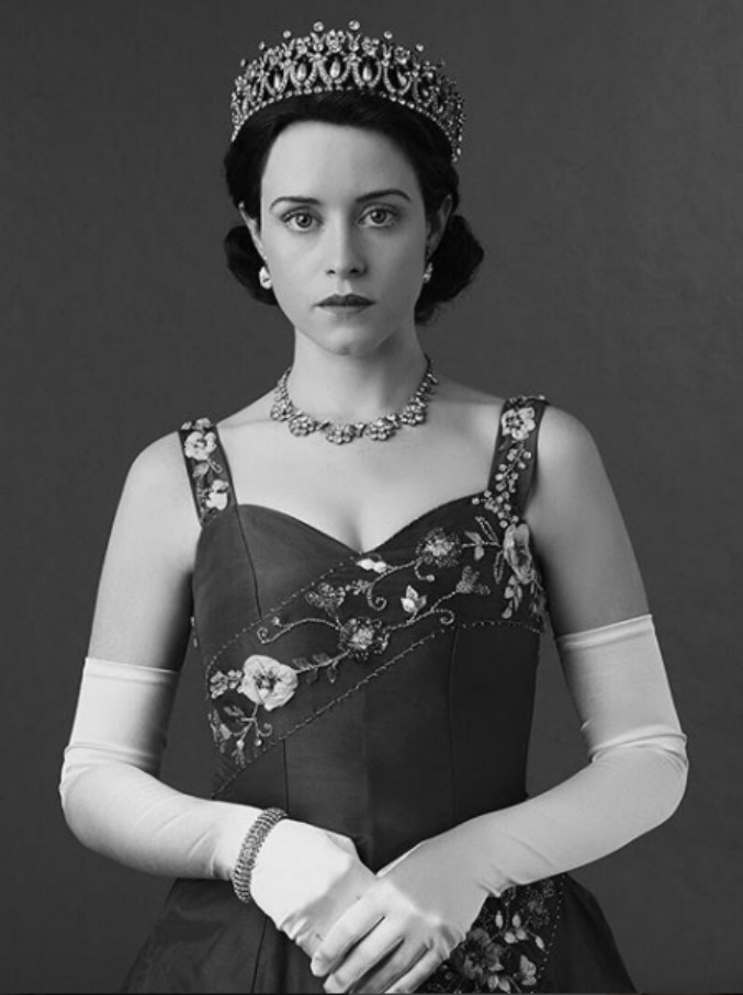 Copertina di The Crown 2 arriva su Netlfix l’8 dicembre. Tutte le novità della seconda stagione
