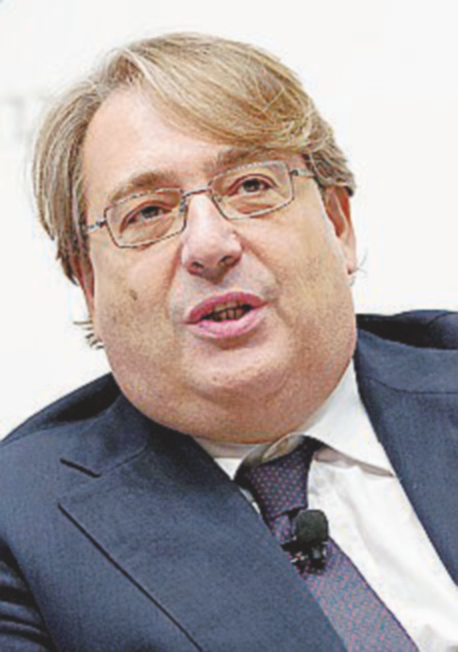 “In prima pagina l’ex direttore del Sole indagato? È assurdo” “In prima pagina l’ex direttore del Sole indagato? È assurdo”