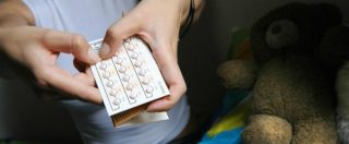 Copertina di Contraccezione, l’appello dei ginecologi: “Pillole, spirali e preservativi devono essere gratis”