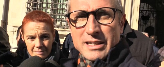 Copertina di Stampa, Odg e Fnsi incontrano Gentiloni: “Parlamento contrario a cancellare carcere per i giornalisti”