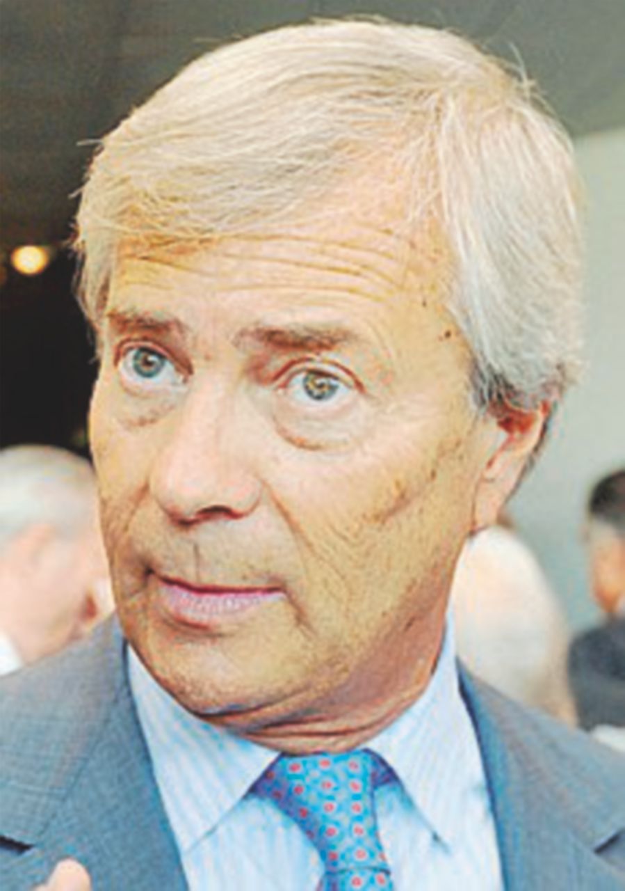 La pace fra Vivendi e Mediaset coi soldi di Telecom Italia La pace fra Vivendi e Mediaset coi soldi di Telecom Italia