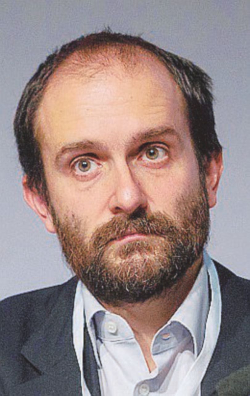 Matteo Orfini Il Pd scagiona Rossi: “Sbagliate le domande”