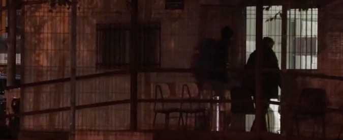 Copertina di Povero tra i poveri, il nostro giornalista ha passato una settimana da senza dimora a Torino. Su Fq Millennium