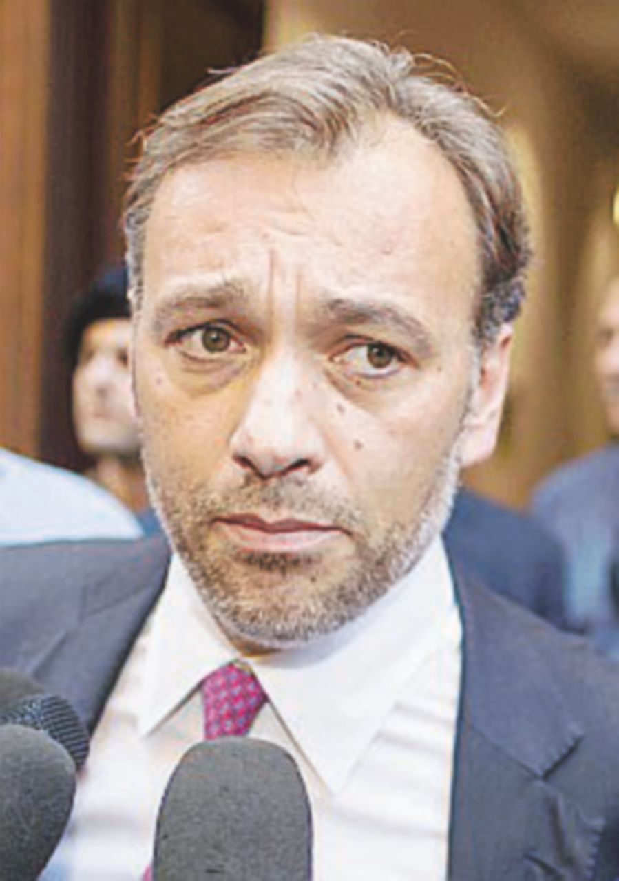 Richetti (Pd) rilancia sugli assegni agli ex eletti, il Pd no Richetti (Pd) rilancia sugli assegni agli ex eletti, il Pd no