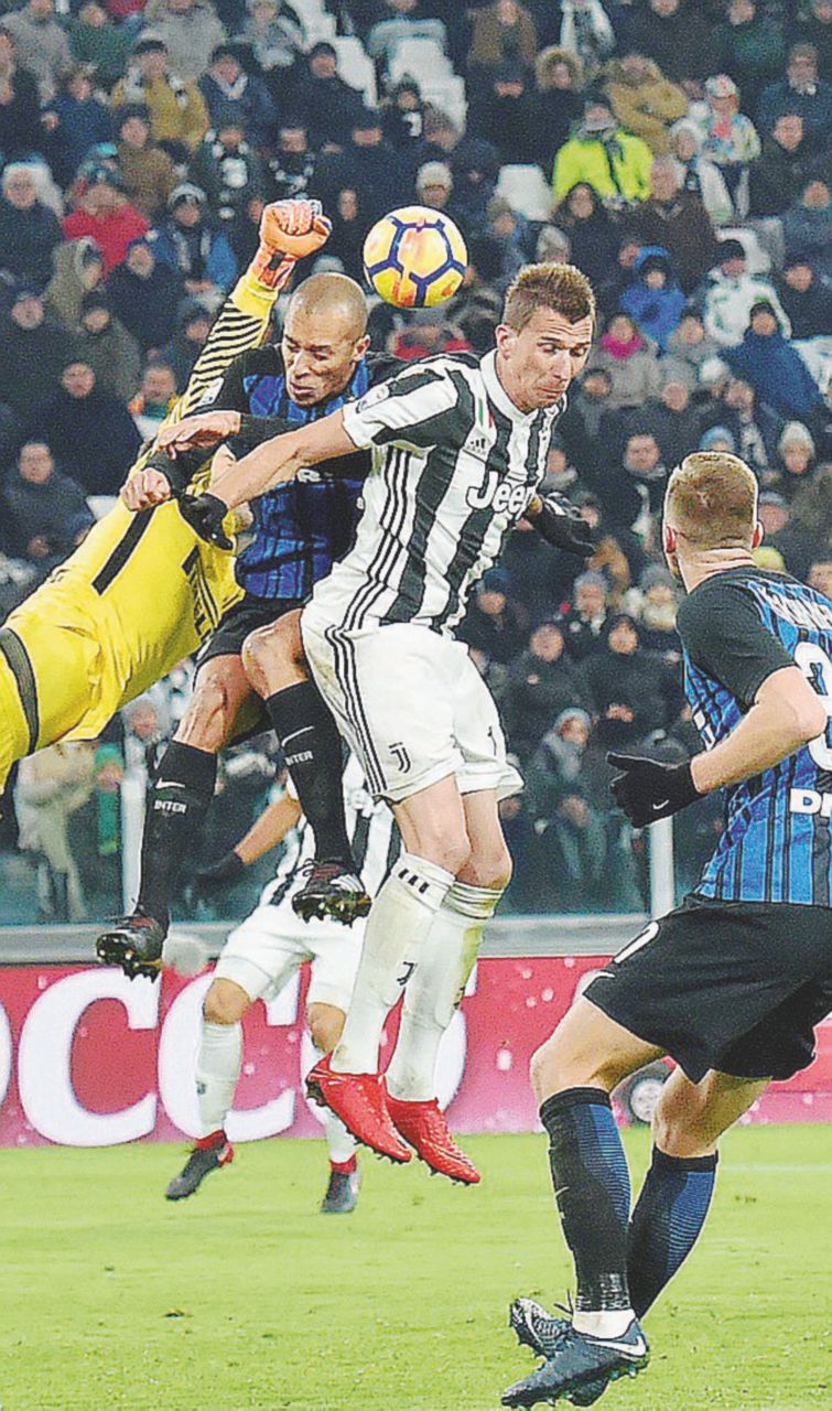 Copertina di Juventus e Inter, un punto a testa accontenta gli altri