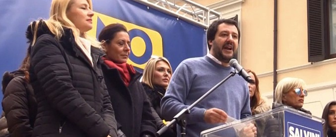 Copertina di Elezioni, la promessa di Salvini: “Se non vinciamo contro Di Maio e Renzi cambiamo mestiere”