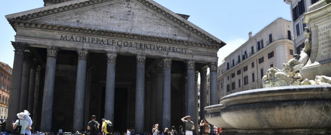 Roma, da maggio per entrare al Pantheon si pagheranno 2 euro. Scontro tra Comune e ministero dei Beni culturali