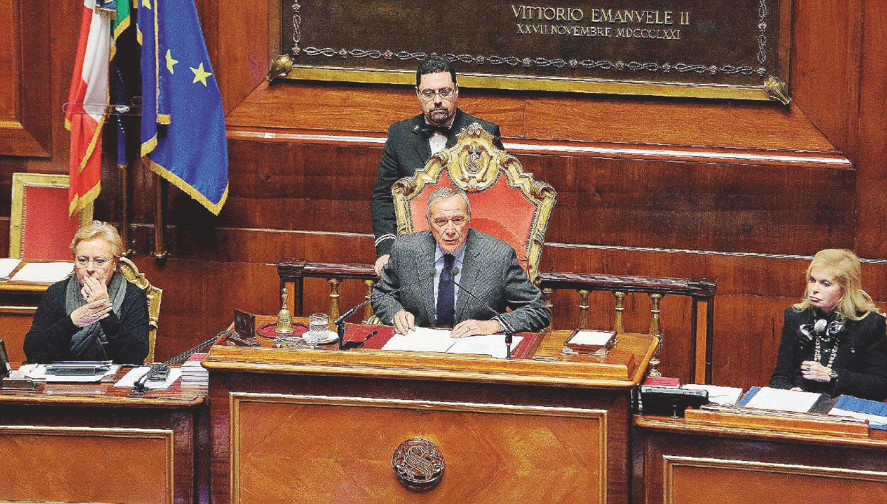 Vitalizi, la bugia del Pd. “È tutta colpa di Grasso” Vitalizi, la bugia del Pd. “È tutta colpa di Grasso”