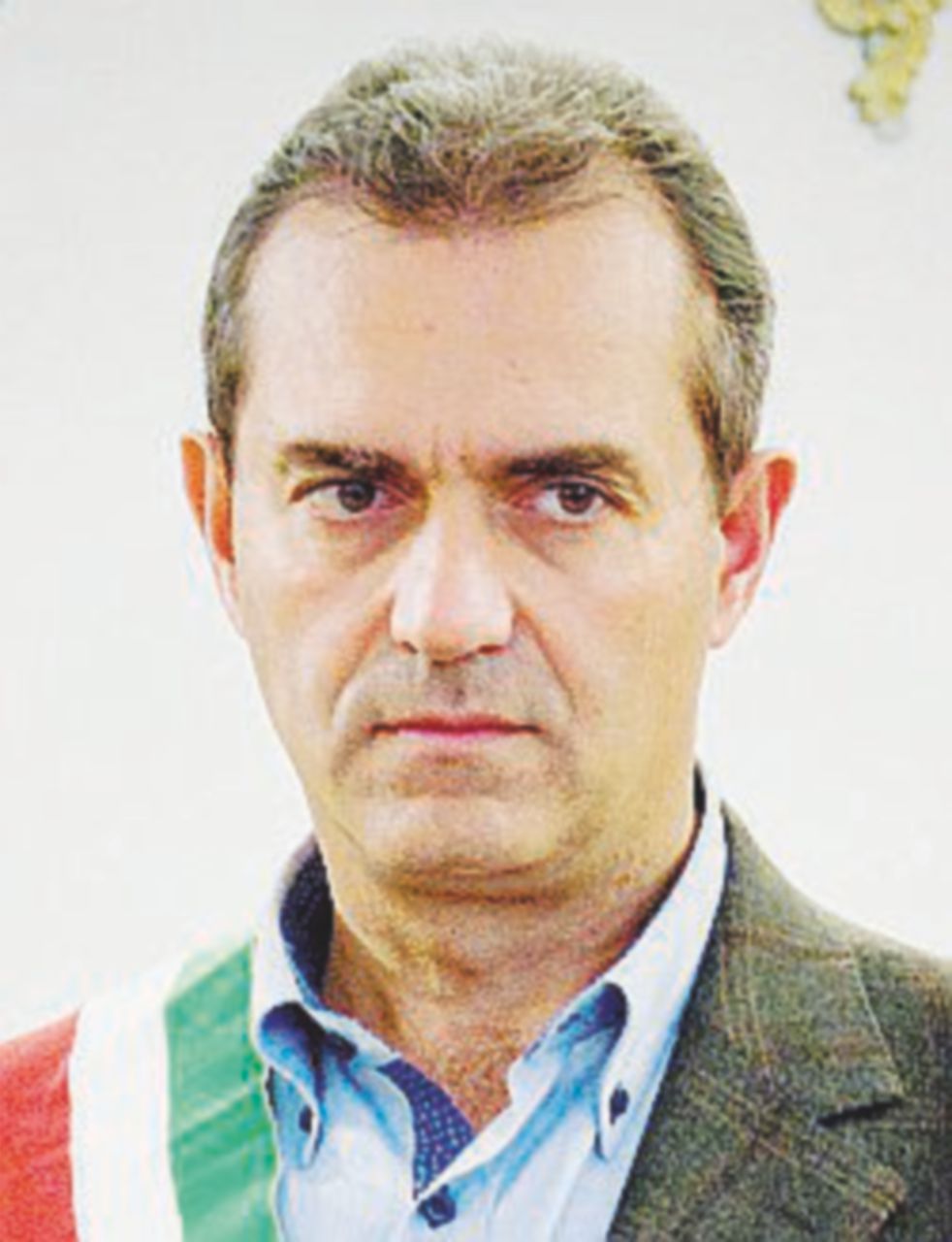 - L. De Magistris - Ansa Ecco il primo candidato di De Magistris: suo fratello Claudio corre con Liberi e Uguali