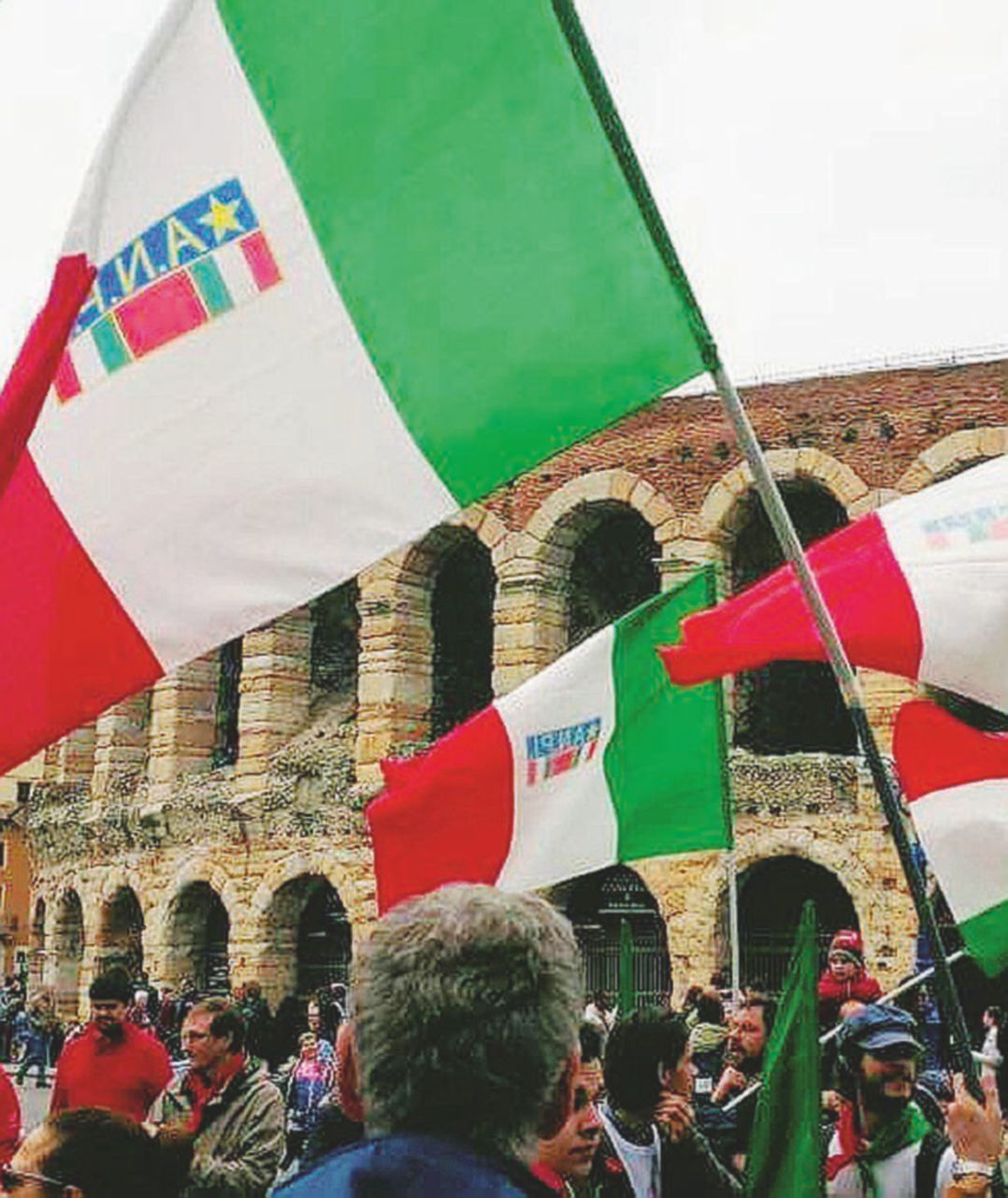 Una manifestazione dell’Anpi Verona, ora CasaPound è vicina di casa dell’Anpi