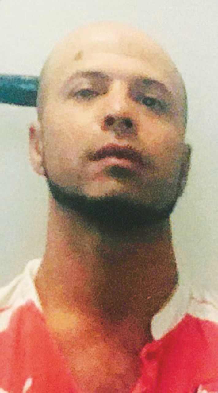 “Esponente di rilevo del Califfato” - Nabil Benhamir, marocchino di 39 anni, arrestato ieri dalla Digos Isis, l’aspirante kamikaze che picchiava la donna incinta