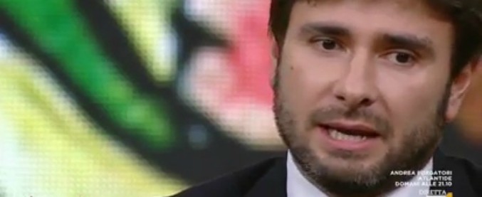 Copertina di Euro, Di battista: “Di Maio voterebbe per l’uscita? Il referendum è un’arma politica. Noi vogliamo trattare”