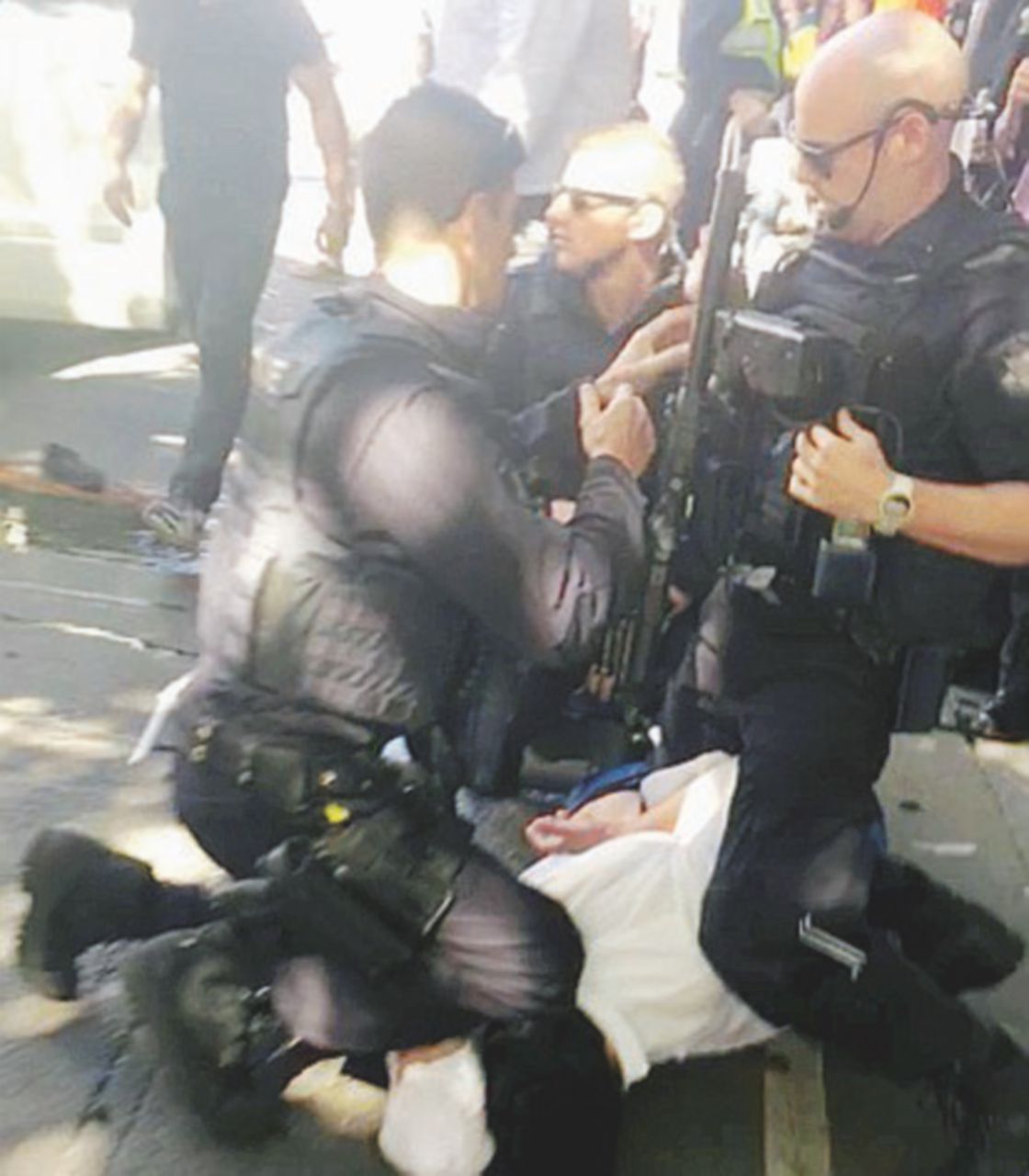 Incubo di Natale - Il luogo dell’aggressione e l’arresto dell’attentatore - Reuters L’afghano-killer è matto, non jihadista