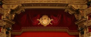 Copertina di Teatro alla Scala, biglietti per l’anteprima giovani di Attila esauriti in pochi minuti: “Alle 6 del mattino ne avevamo davanti 160”