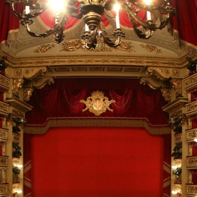 La Scala, a Milano il Concerto di Natale sulle note di Mozart. Dirige Giovanni Antonini