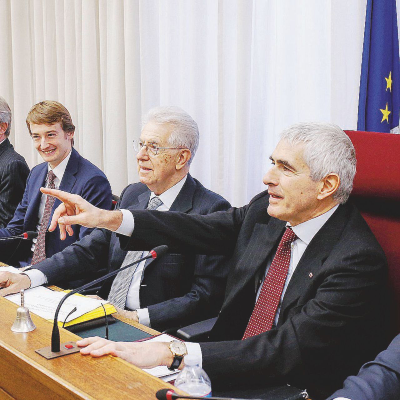Ultima seduta - Pier Ferdinando Casini con Monti Banche, sulle conclusioni il Pd rischia la beffa finale