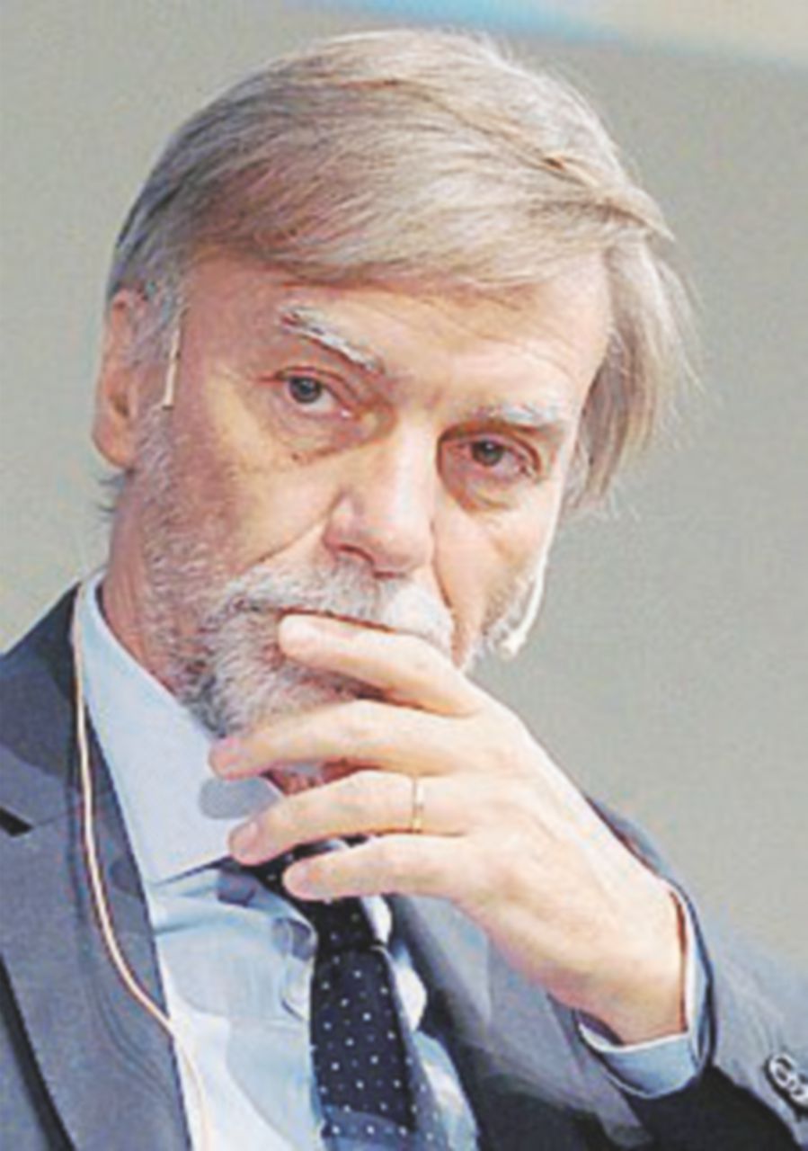 Matrimonio Anas-Fs, firmati i decreti: nasce il mega gruppo Matrimonio Anas-Fs, firmati i decreti: nasce il mega gruppo