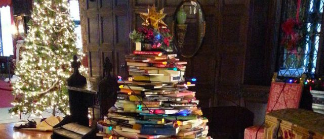 Natale, libri sotto l’albero? Alcuni suggerimenti per tutti