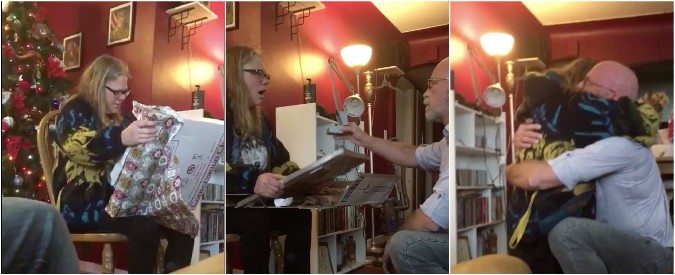 Copertina di Lorrie e Jeff di nuovo sposi: lui le (ri)chiede la mano dopo il divorzio. Il video della proposta sbanca la rete