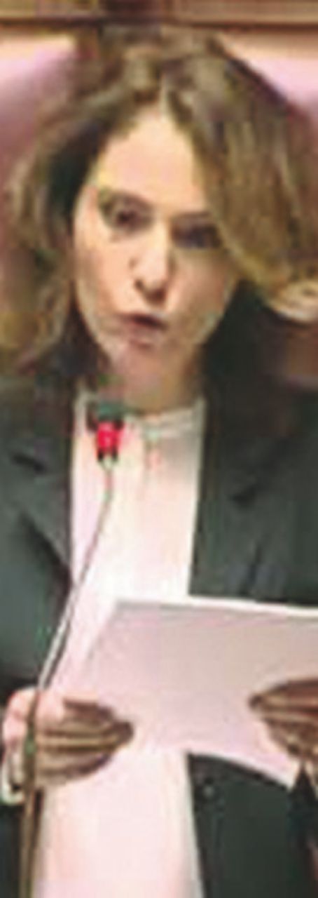 Vincenza Labriola, dal M5s a Forza Italia. Voltagabbana fino in fondo: dal 2013 quasi 10 passaggi di gruppo ogni mese