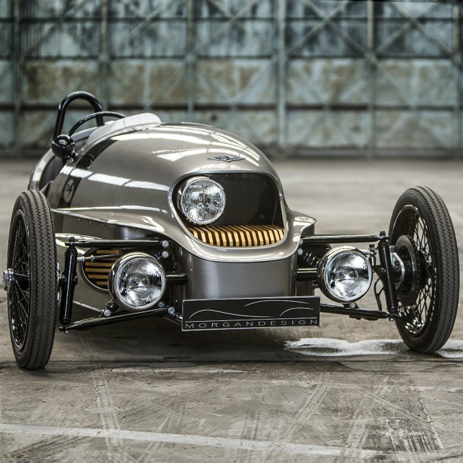 Copertina di Morgan EV3, le tre ruote che hanno fatto la storia ora diventano elettriche – FOTO