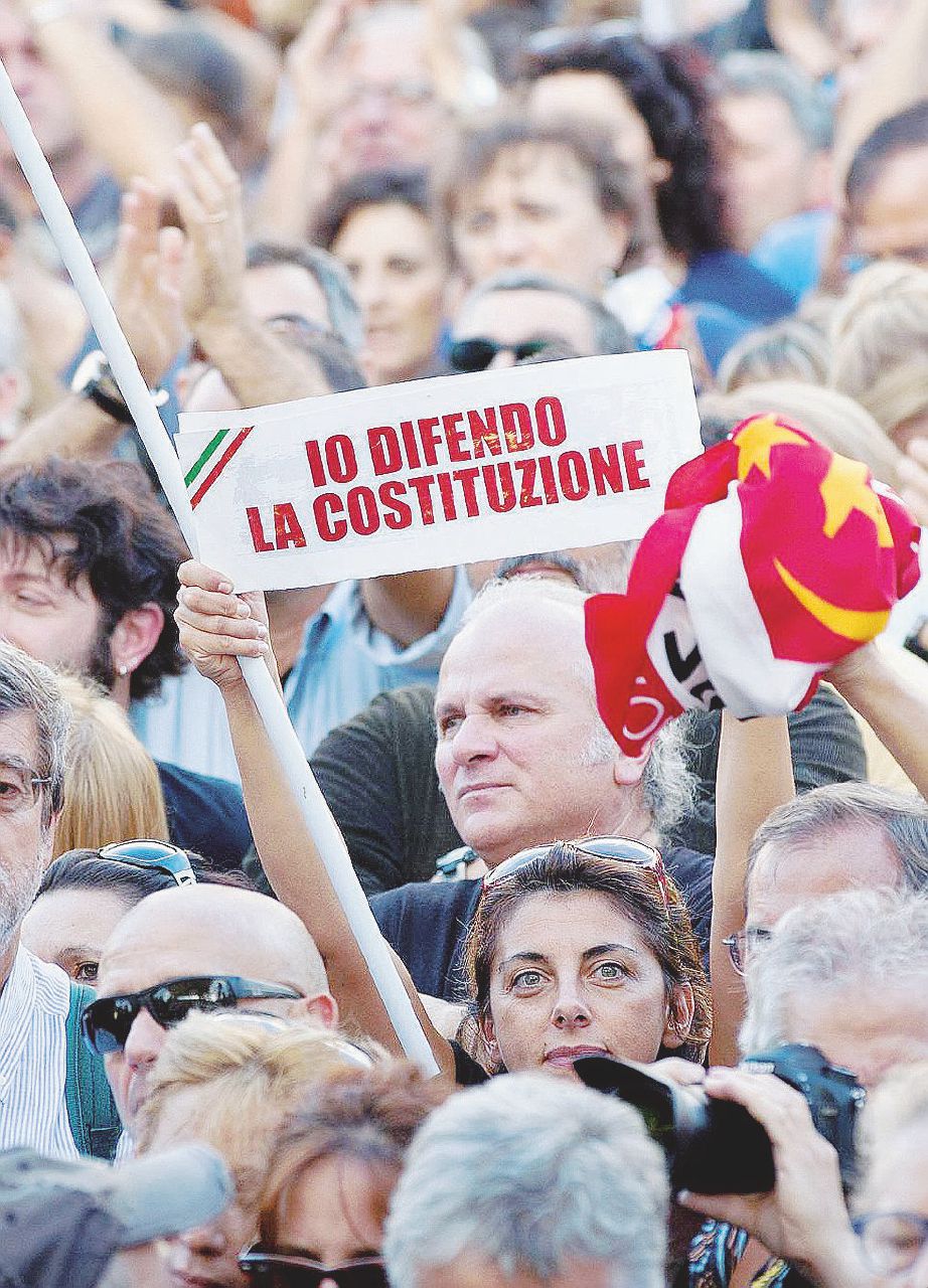 No riforme - Tomaso Montanari ha lanciato sul Fatto un appello per evitare altre modifiche - Ansa I partiti non mollano: vogliono ancora metter mano alla Carta