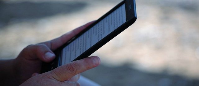 E-book e e-reader, quale futuro? Tra i giovani spopola Wattpad