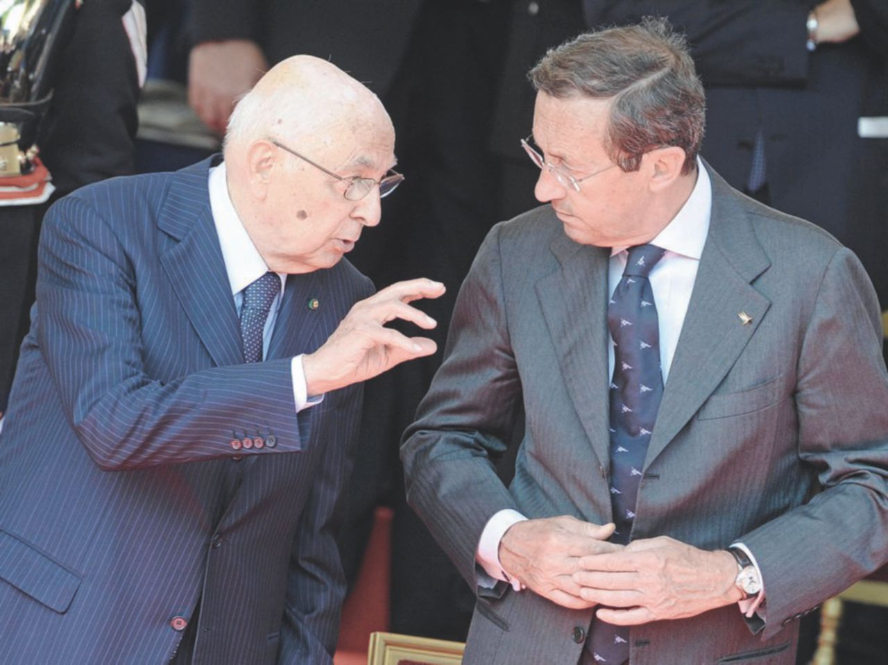 Il maestro e l’allievo - L’ex presidente Giorgio Napolitano istruisce Gianfranco Fini - Ansa Il verbale di Laboccetta: “Fini voleva far cadere B. su ordine di Napolitano”