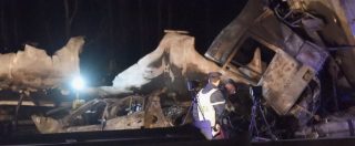Copertina di Incidente sulla A21 tra Brescia e Manerbio: cisterna a fuoco e sei morti