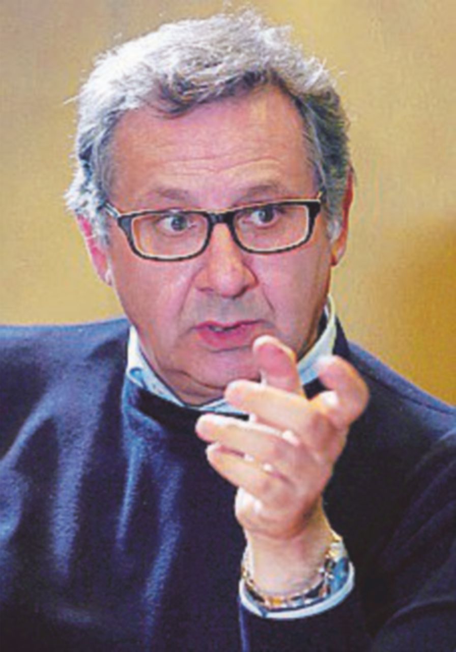 Tagli e scioperi a La Città di Salerno. Il fondatore se ne va