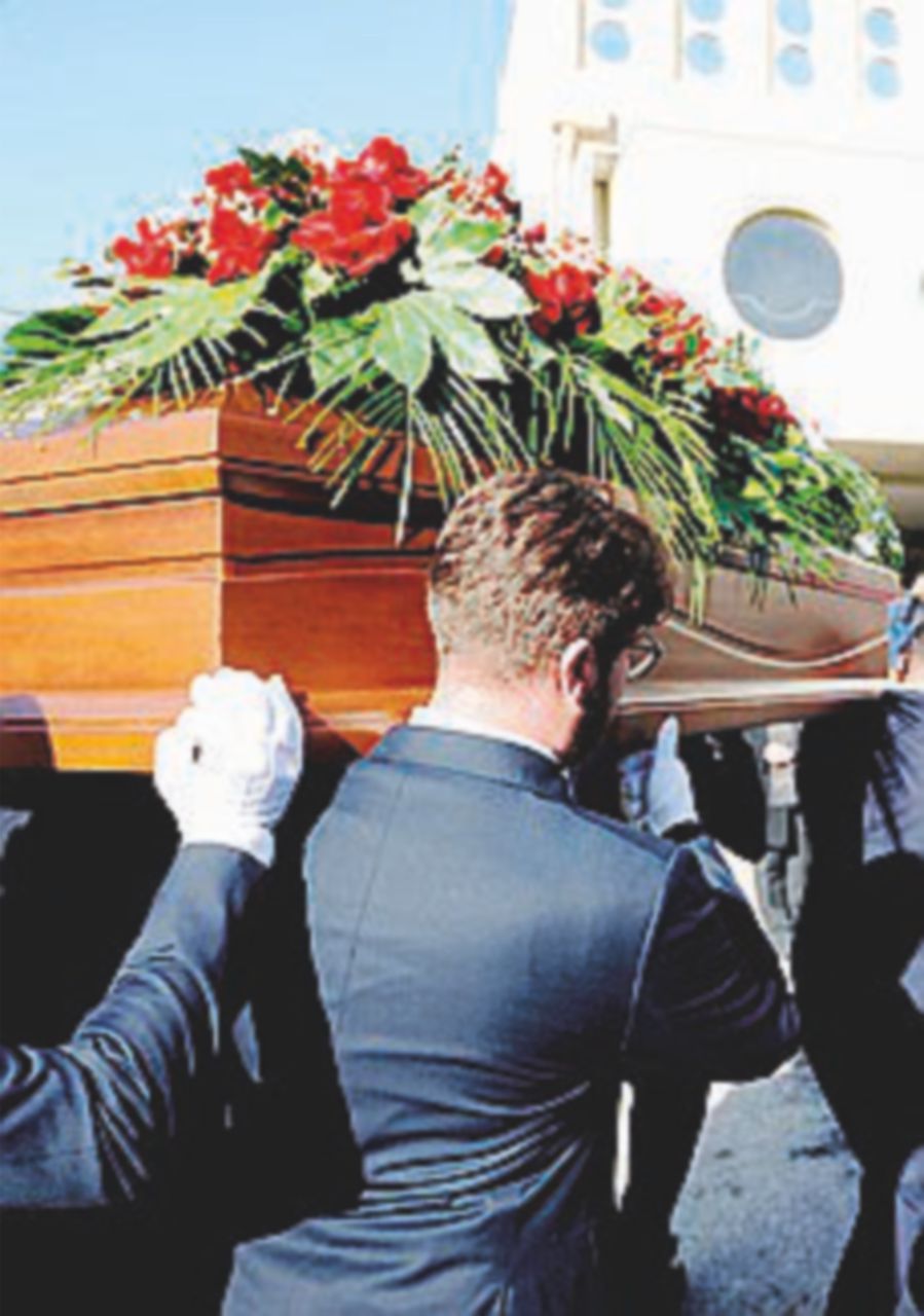 I funerali del giudice Imposimato e il saluto dei 5Stelle