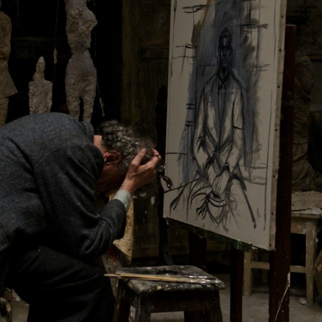 Final Portrait, ritratto di un genio all’opera: il film sul pittore Giacometti interpretato da Geoffrey Rush. Ecco il trailer in esclusiva