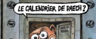 Copertina di Charlie Hebdo, tre anni fa la strage. Il direttore: “Una vita in gabbia e la sicurezza la paghiamo noi”