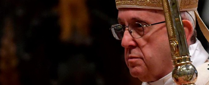Migranti, papa Francesco: “Sono persone, basta suscitare paure”