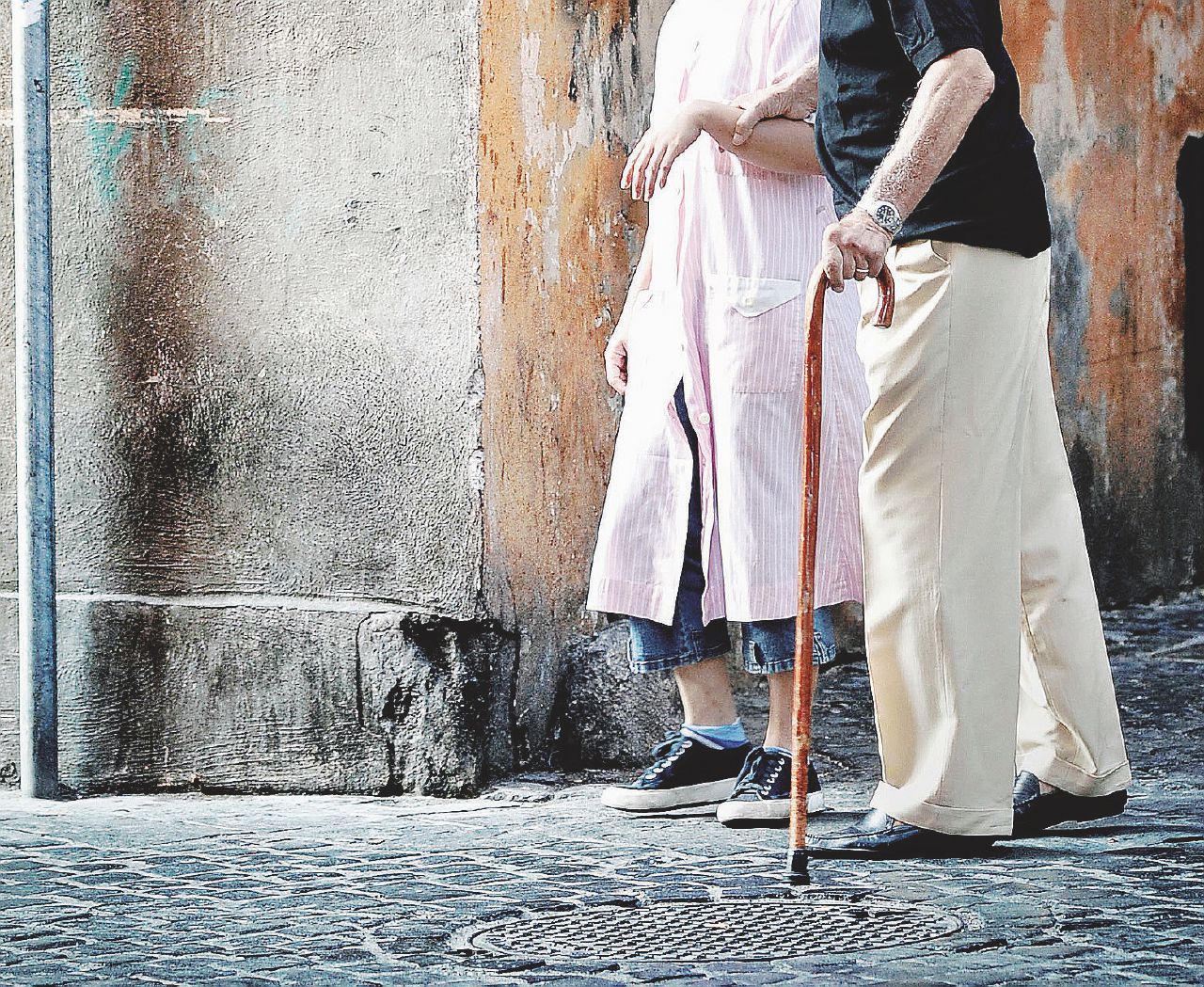 Copertina di Alzheimer, l’eterno presente che risucchiò la mia nonna